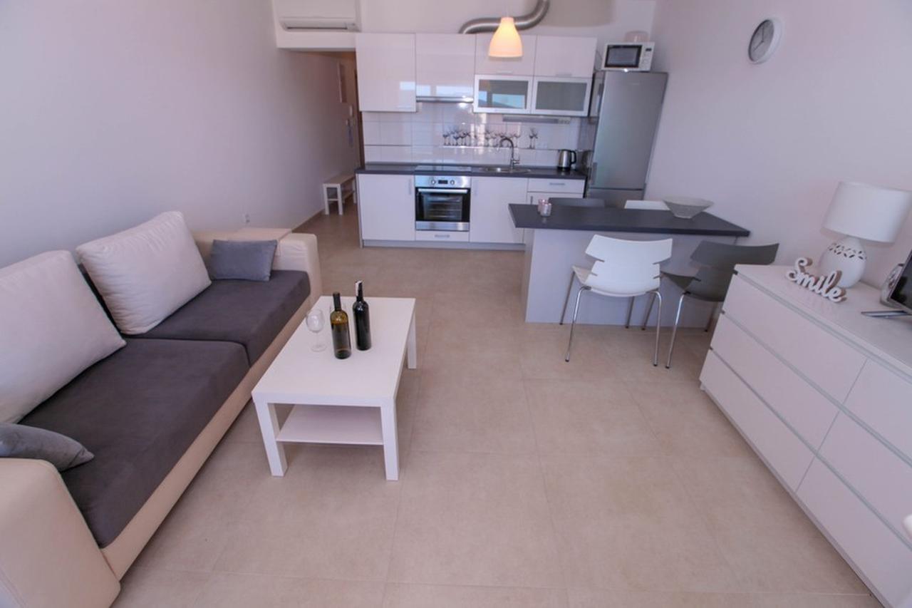 Apartments Zoya Клек Екстер'єр фото
